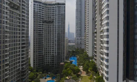 Lãi suất tăng lên 13-14%/năm, người vay mua nhà 'méo mặt'