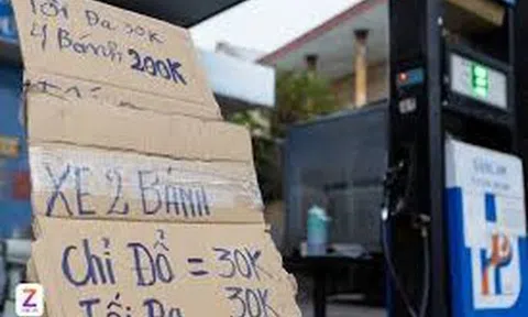 Xử phạt một cây xăng dầu "găm hàng", chỉ bán tối đa 300.000 đồng/lượt