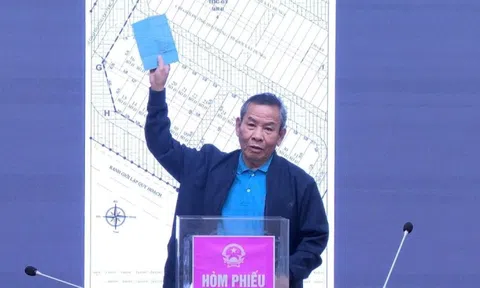 Hà Nội: 22 hộ bốc thăm đất tái định cư dự án đường Vành đai 4