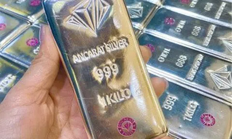 Giá bạc hôm nay 15-3: Thấp nhất 2 tuần, người mua bạc dịp Thần Tài lỗ nặng