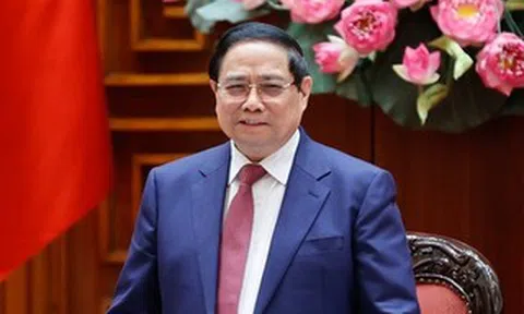 Thủ tướng Phạm Minh Chính: Không để đứt gãy các chuỗi sản xuất, chuỗi cung ứng xăng dầu