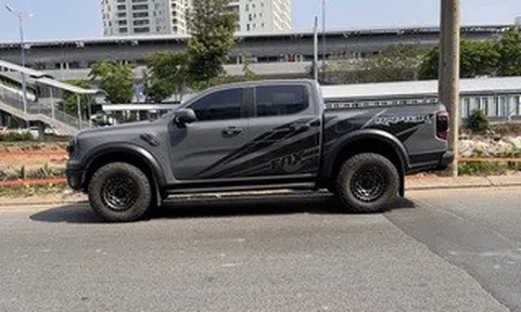 Không khỏi ngỡ ngàng trước thị trường xe bán tải, nhiều người đang tìm đủ mọi cách bán xe