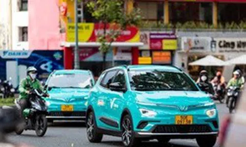 Vingroup bất ngờ gia hạn chương trình giảm giá xe ô tô, xe máy điện vào ngày cuối cùng