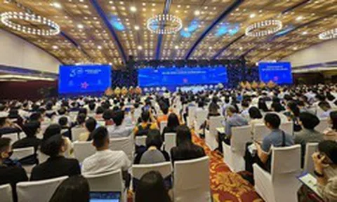 Một ngân hàng có thêm 86.000 cổ đông chỉ sau 1 năm