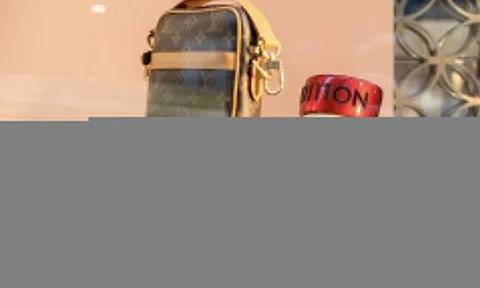 Khởi đầu năm mới tệ nhất lịch sử của ông chủ Louis Vuitton