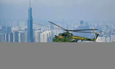 TP.HCM tăng trưởng 8,27% quý I, mạnh nhất 5 năm