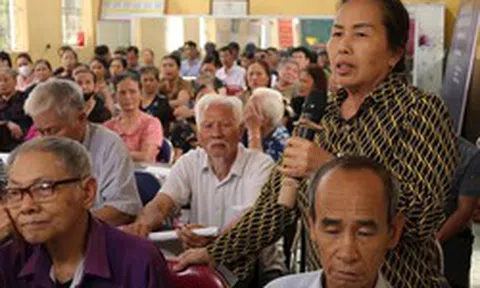 Hàng trăm người dân ngồi chật kín nhà văn hóa nghe mức giá đền bù đất tại siêu dự án Olympic 925.000 tỷ đồng có quy mô lớn nhất lịch sử Vingroup