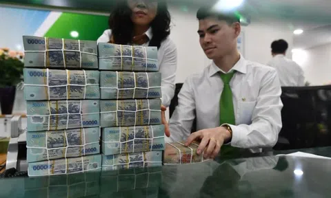 Các ngân hàng đua nhau tăng vốn