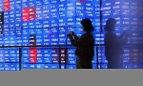 Chứng khoán châu Á 'dậy sóng' chỉ sau một thông báo của ông Trump