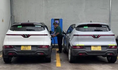 Cuộc đua sạc nhanh cho xe điện