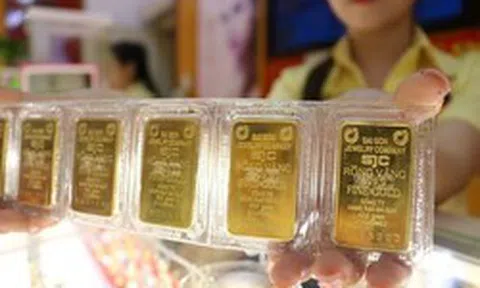 Vì sao giá vàng ở Việt Nam lại đắt hơn thế giới, chênh lệch 24 triệu đồng/lượng?