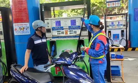 Xăng E10 sắp thay xăng khoáng, Bộ Công Thương nói gì về tính tương thích với xe máy, ô tô?