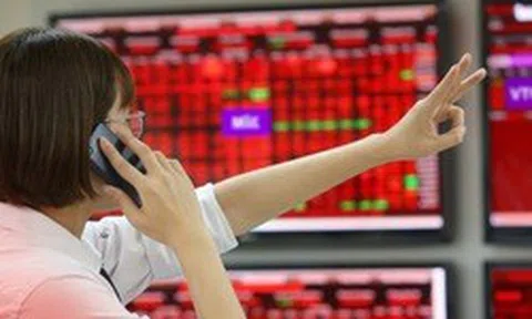 Chứng khoán 16-4: Cổ phiếu Vingroup lại "gánh" điểm số