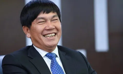 Con trai đại gia thép dồn dập mua cổ phiếu