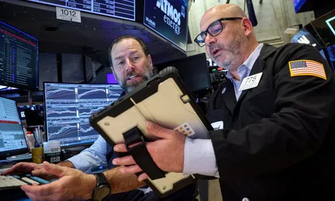 Chứng khoán Mỹ lập kỷ lục