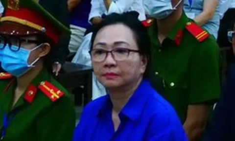 Đấu giá 3 xe sang của bà Trương Mỹ Lan