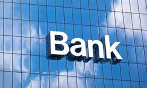 Ngân hàng đầu tiên báo lãi sụt giảm trong quý I/2026