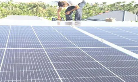 Gỡ rào cản cho điện mặt trời mái nhà tự dùng