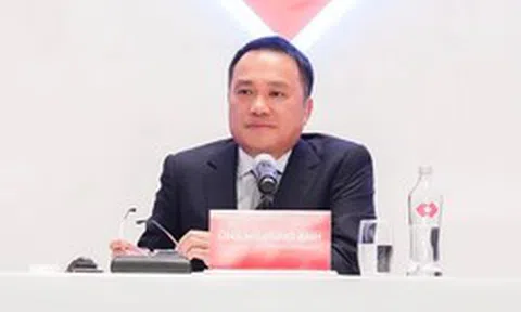 Tỷ phú Hồ Hùng Anh, bầu Hiển và CEO loạt ngân hàng lớn nói gì về cho vay bất động sản?