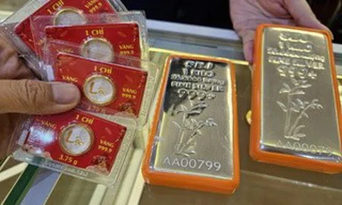 Giá vàng miếng SJC tăng trở lại trên thị trường tự do