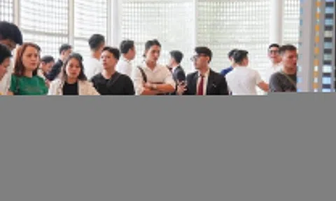 Bớt áp lực lãi vay, doanh nghiệp bất động sản kéo khách về thị trường