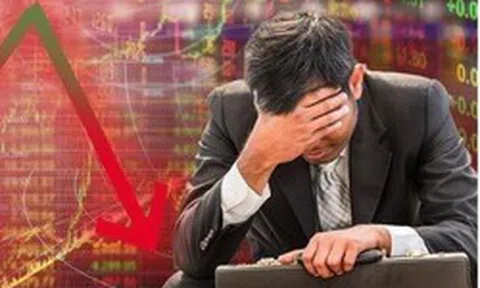 Khối ngoại "xả" gần 700 tỷ đồng tại 2 cổ phiếu Bluechips trong ngày VN-Index lên đỉnh lịch sử