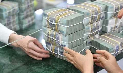 Tiền gửi vào ngân hàng giảm