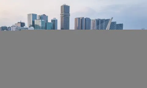 Cận cảnh đổ bê tông trụ chính cầu đi bộ nghìn tỷ vượt sông Sài Gòn