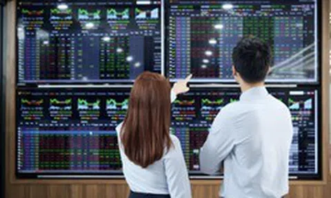 Tiền lớn chọn lọc, chuyên gia chỉ tên nhóm cổ phiếu xếp hạng cao trên thị trường