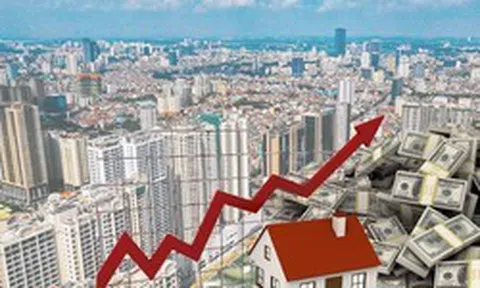 Lĩnh vực bất động sản đang chiếm bao nhiêu tổng dư nợ ngân hàng?