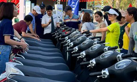 Xe điện ngày càng hút khách, nhiều người quyết bán xe xăng