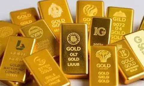 Giá vàng xuống đáy 2 tháng, tổ chức nắm hơn 1.000 tấn vàng "án binh bất động"
