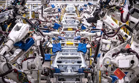 Vingroup bắt đầu tái cấu trúc VinFast, lập công ty mới vốn 5.200 tỷ