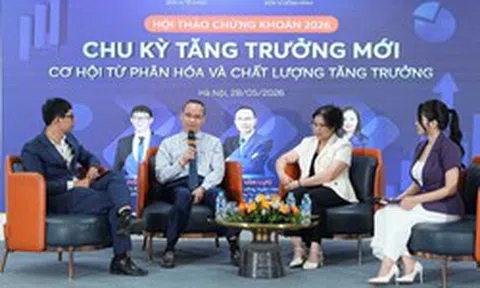TS Cấn Văn Lực: Hết thời "đầu cơ, lướt sóng, thổi giá" bất động sản và chứng khoán