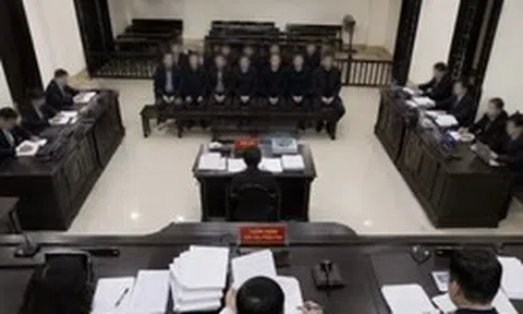 12 cựu cán bộ sắp hầu tòa trong vụ sai phạm đất đai gây rúng động ở Quảng Trị