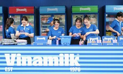 Vinamilk cùng trẻ em tận hưởng ngày hội mùa hè tại Phú Mỹ Hưng