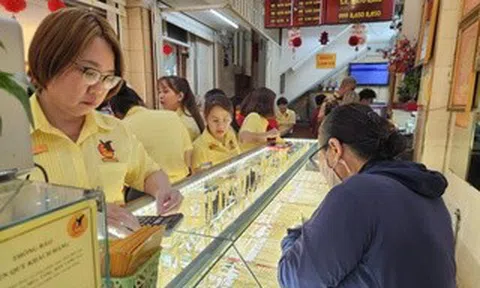 Giá vàng tăng thêm 11 triệu đồng/lượng sau 2 ngày