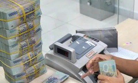 Chấn chỉnh việc tăng lãi suất huy động