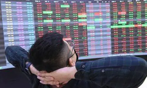 Chứng khoán tuần qua: Cổ phiếu PNJ có “biến”, hơn 1,2 tỷ cổ phiếu có thể phải rời sàn