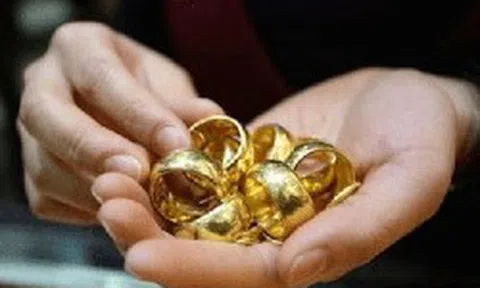 Giá vàng nhẫn trơn, vàng miếng SJC chiều tối 7/7