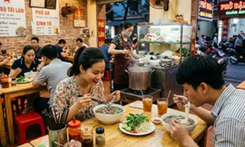 Vì sao tô phở đã tăng giá thì không bao giờ giảm?