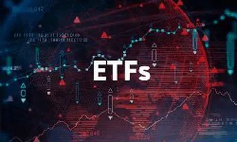 3 ETF ngoại nắm hơn 1,3 tỷ USD cổ phiếu Việt Nam: Fubon ETF hiệu suất tốt nhất lại bị rút vốn mạnh nhất