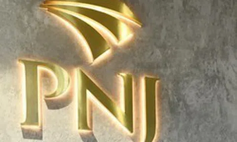 Cổ phiếu PNJ tiếp tục bị bán mạnh
