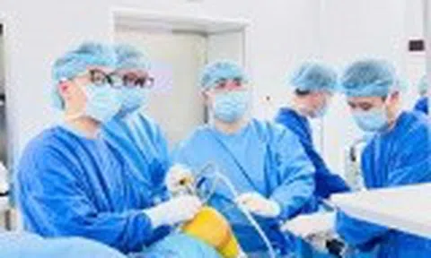 Vinmec Hải Phòng "giải cứu" khớp gối lỏng lẻo cho người phụ nữ bằng gân tự thân