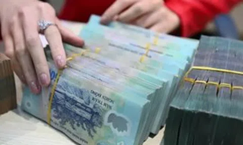 Sau tăng lương 8%, Bộ Nội vụ chuẩn bị cho lộ trình cải cách tiền lương mới