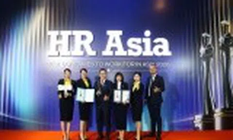 Nam A Bank lần thứ 6 liên tiếp nhận giải 'Nơi làm việc tốt nhất châu Á'