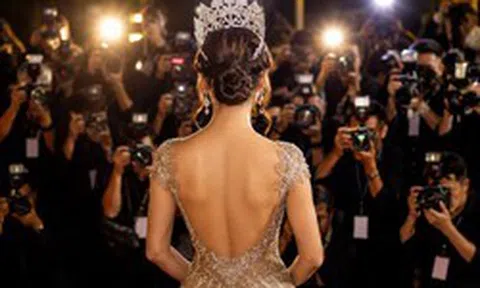 Nóng: Á hậu 1 Mrs Universe 2022 bị khởi tố trong chuyên án buôn lậu kim cương xuyên quốc gia