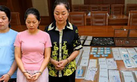 Khởi tố 31 bị can, thu 1.239 viên kim cương: Hé lộ thủ đoạn buôn lậu tinh vi của loạt chủ tiệm vàng