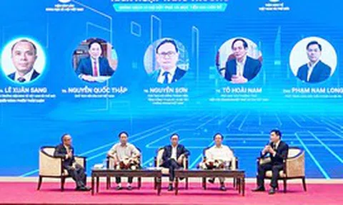 Chuyên gia: Muốn đạt được mục tiêu tăng trưởng hai con số, Việt Nam không thể chỉ dựa vào mở rộng vốn, lao động và khai thác lợi thế chi phí thấp