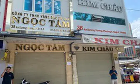 Người TP.HCM 'toát mồ hôi' đi bán kim cương